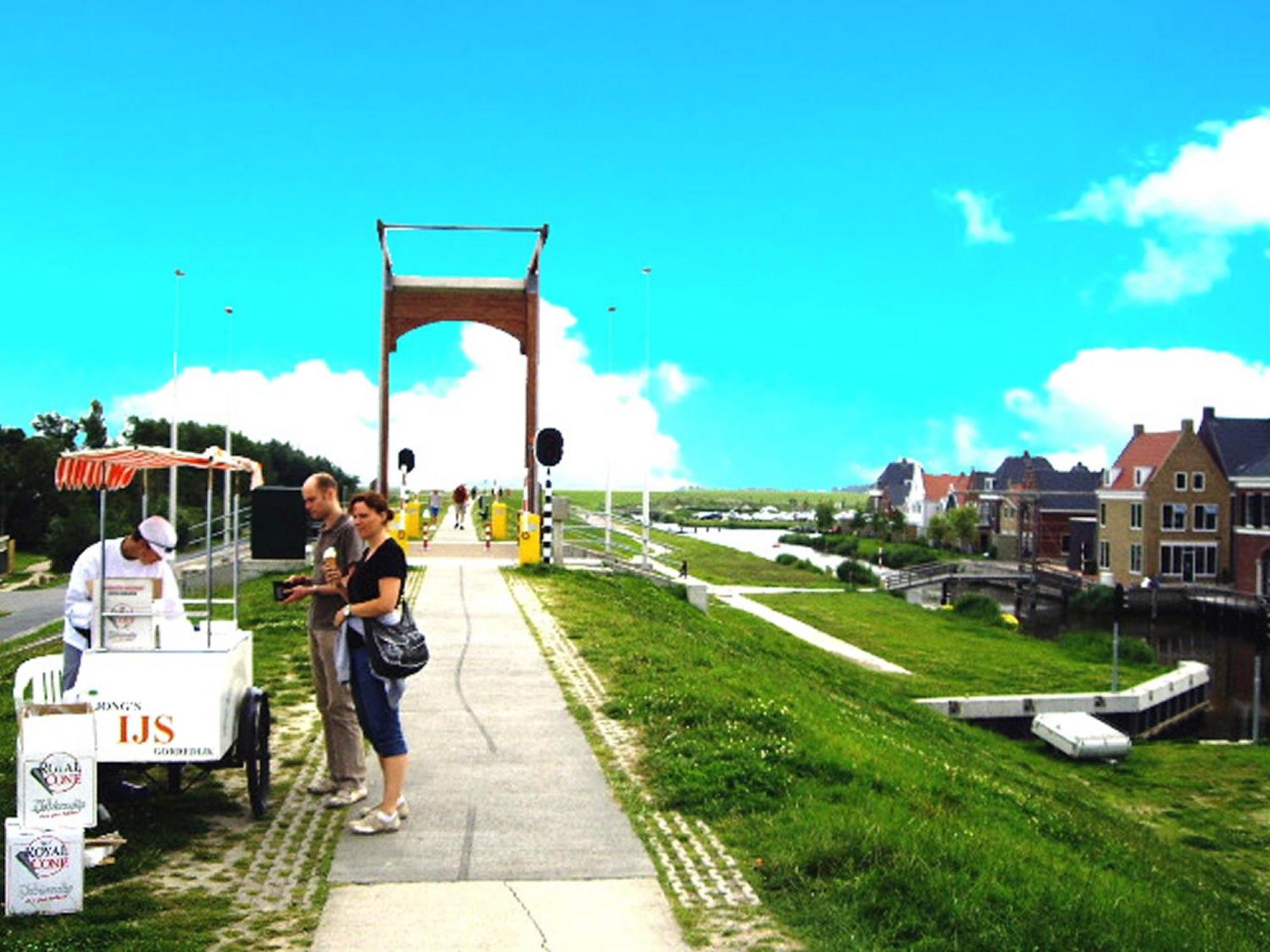 8 Pers House 'Capitein Theis' With Seaside In Front Of The Lauwersmeer Anjum Exterior foto