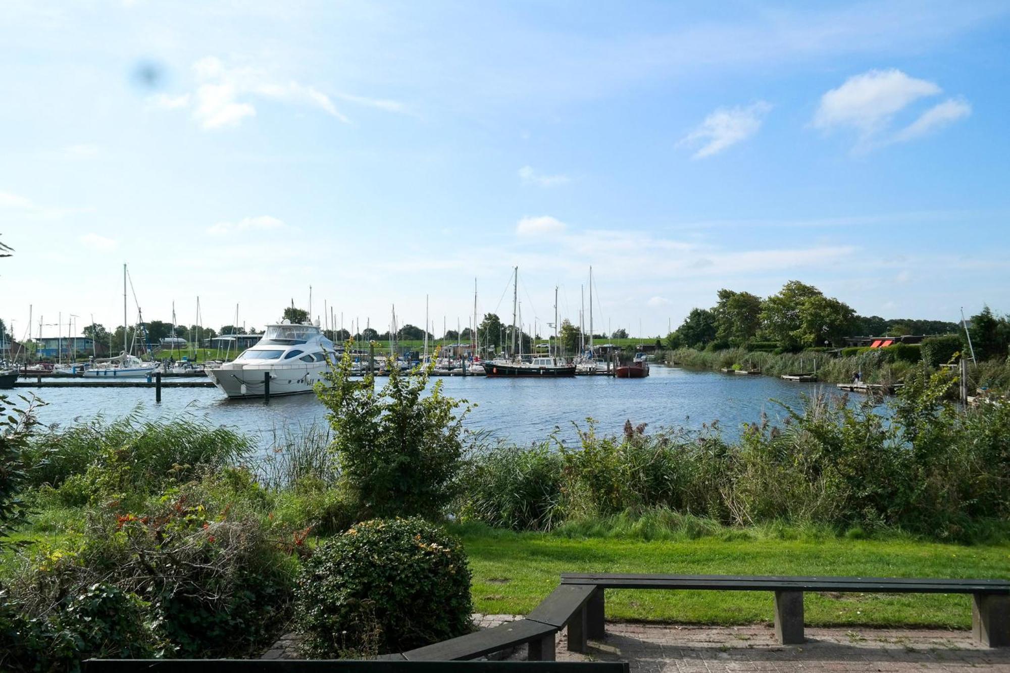 8 Pers House 'Capitein Theis' With Seaside In Front Of The Lauwersmeer Anjum Exterior foto